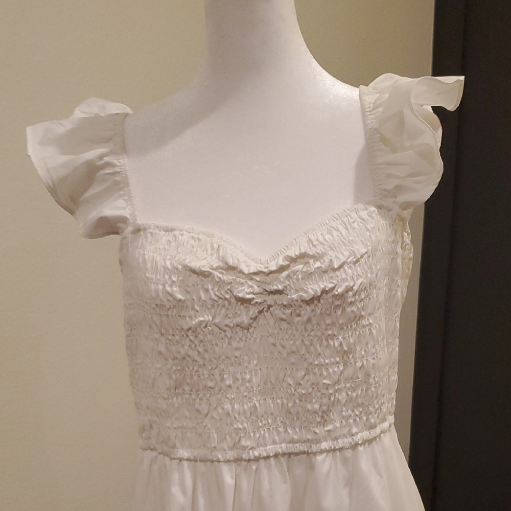 Abercrombie & Fitch White Maxi Dress - Picture 2 of 7